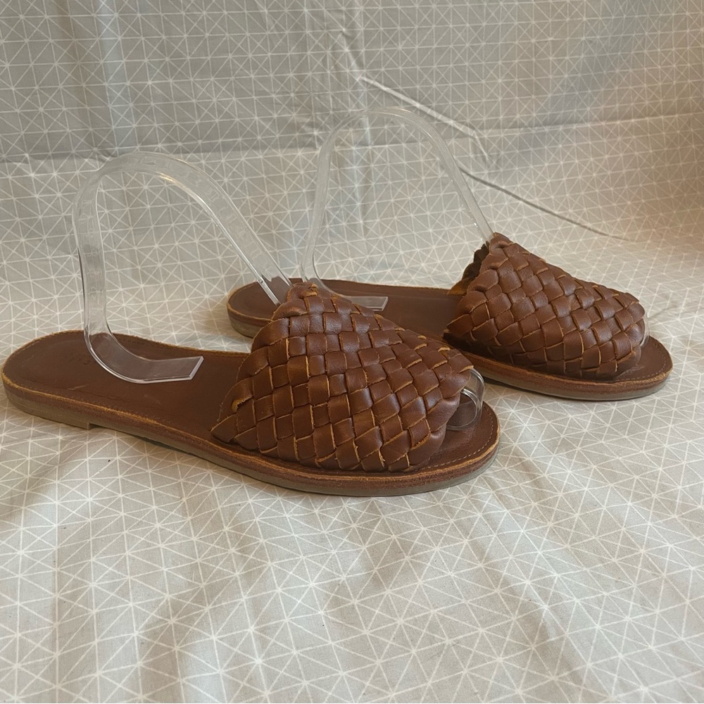 Woven Slide Sandals - Brown